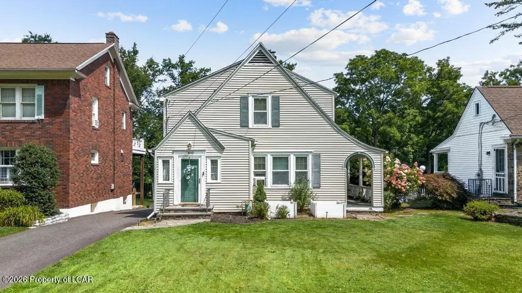 405 Pioneer Avenue, Dallas, PA 18612 - #1