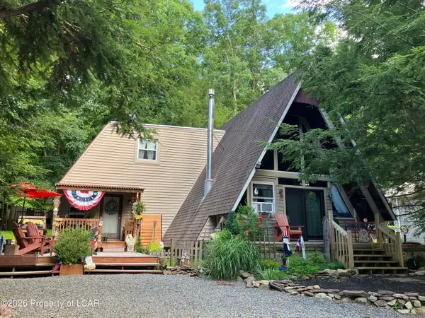 108 Lisa Lake Court, Drums, PA 18222