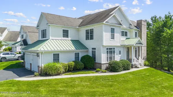 1504 Verne Close, Moosic, PA 18507