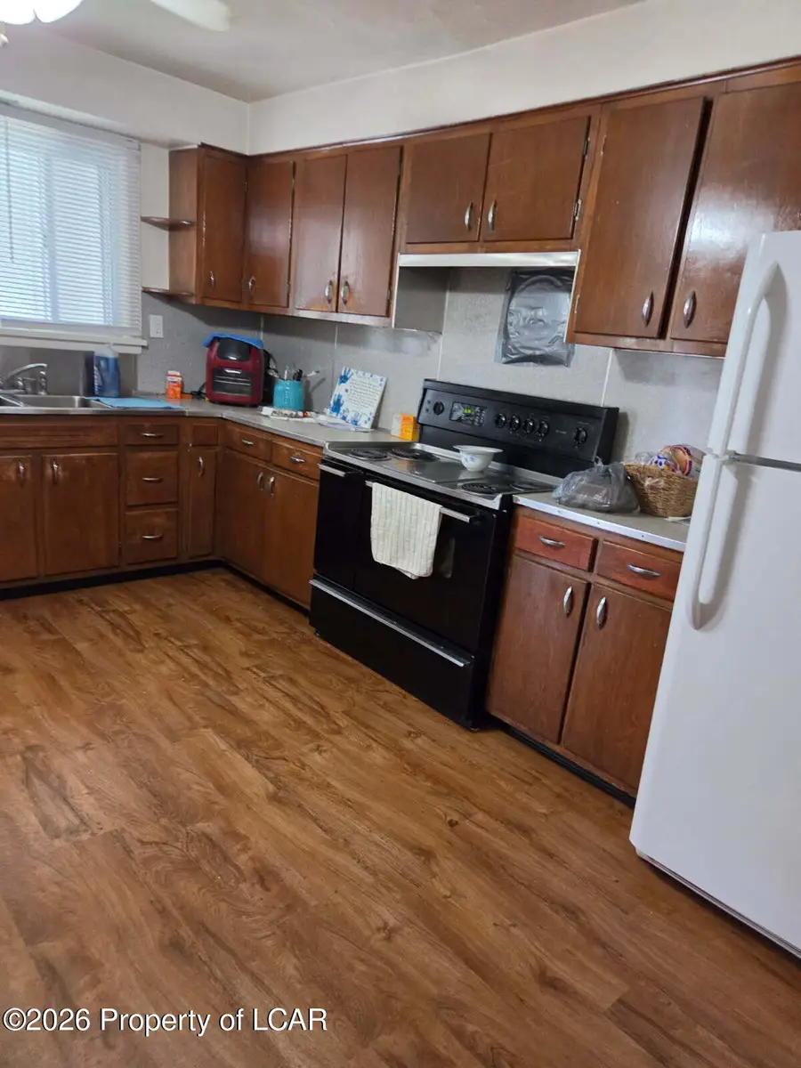 733 Peace Street, Hazleton, PA 18201 - #2