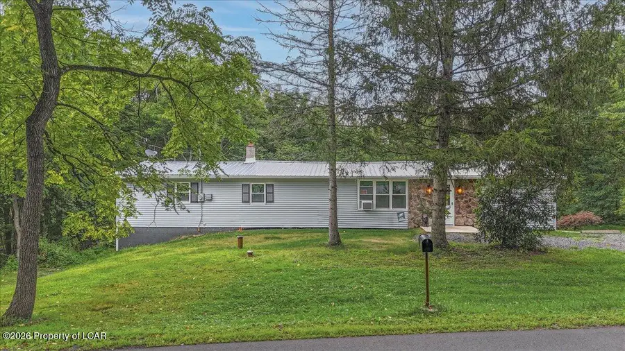 47 Village Drive, Hunlock Creek, PA 18621 - #2