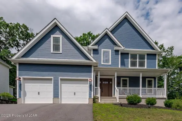 94 Aleksander Boulevard, Mountain Top, PA 18707