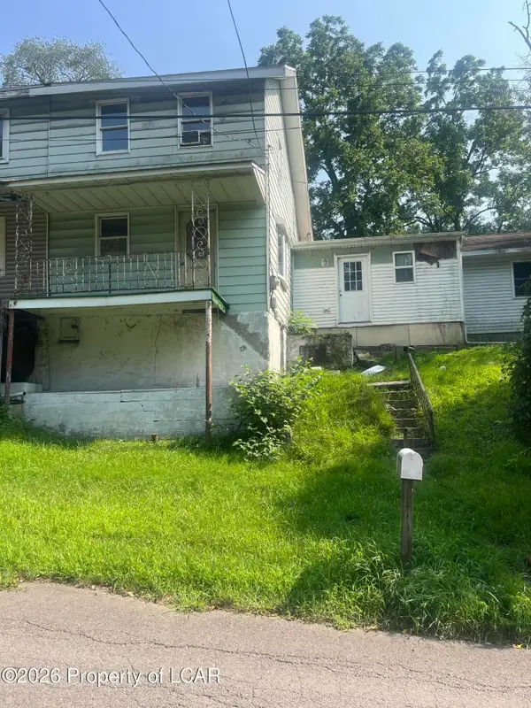 152 Long Row Road, Gilberton, PA 17934
