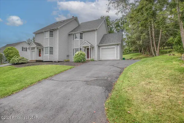 27 Susquehanna Avenue, Dallas, PA 18612
