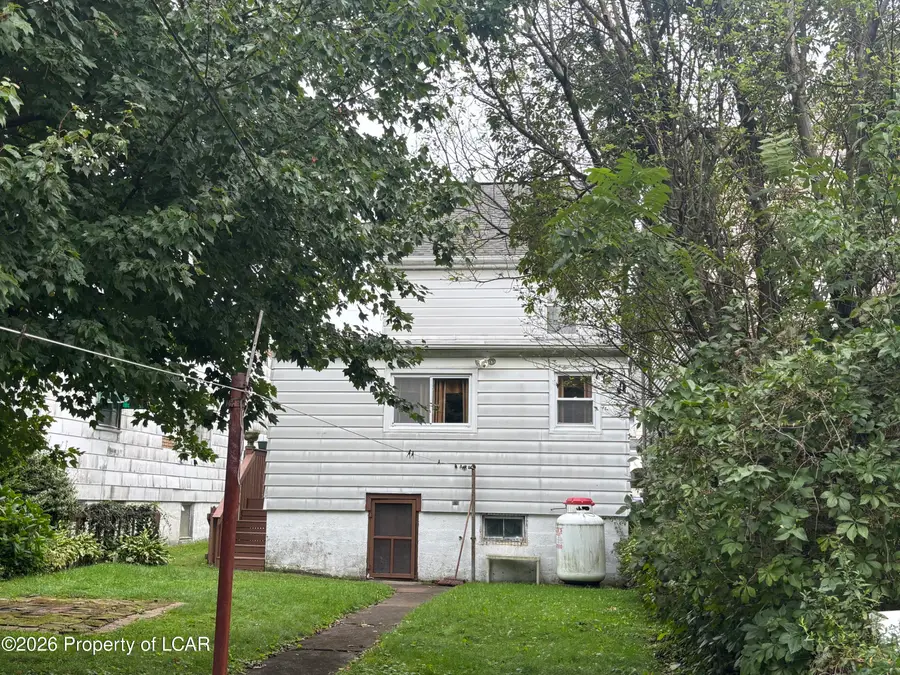 854 James Street, Hazleton, PA 18201 - #2