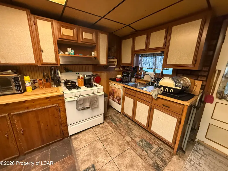 251 Hazard, Summit Hill, PA 18250 - #3