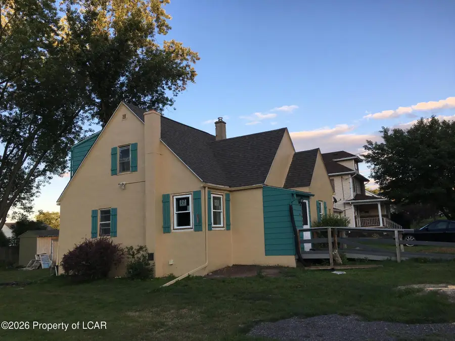 66 Park Street, Dallas, PA 18612 - #3