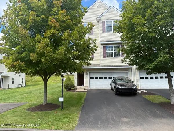 11 Nicole Lane, Hazleton, PA 18202