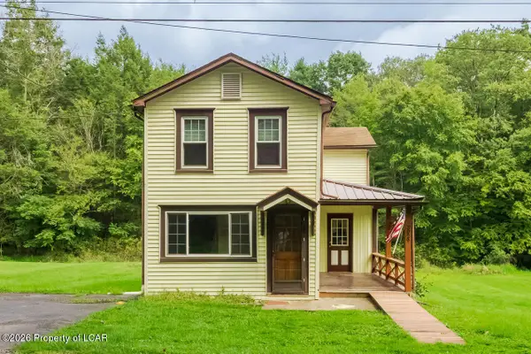 3029 Lower Demunds Road, Dallas, PA 18612