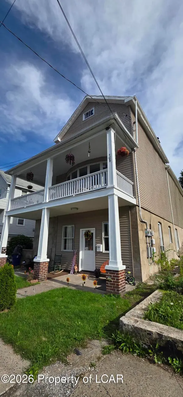 1009 Main Street, Nanticoke, PA 18634