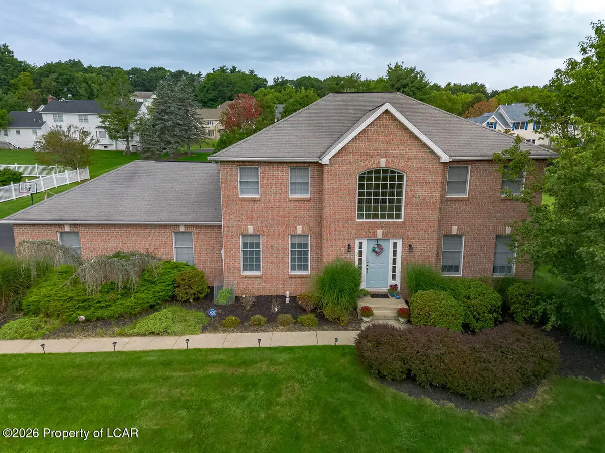 48 Fawn Drive, Dallas, PA 18612 - #1