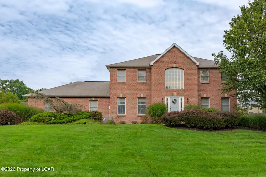 48 Fawn Drive, Dallas, PA 18612 - #2