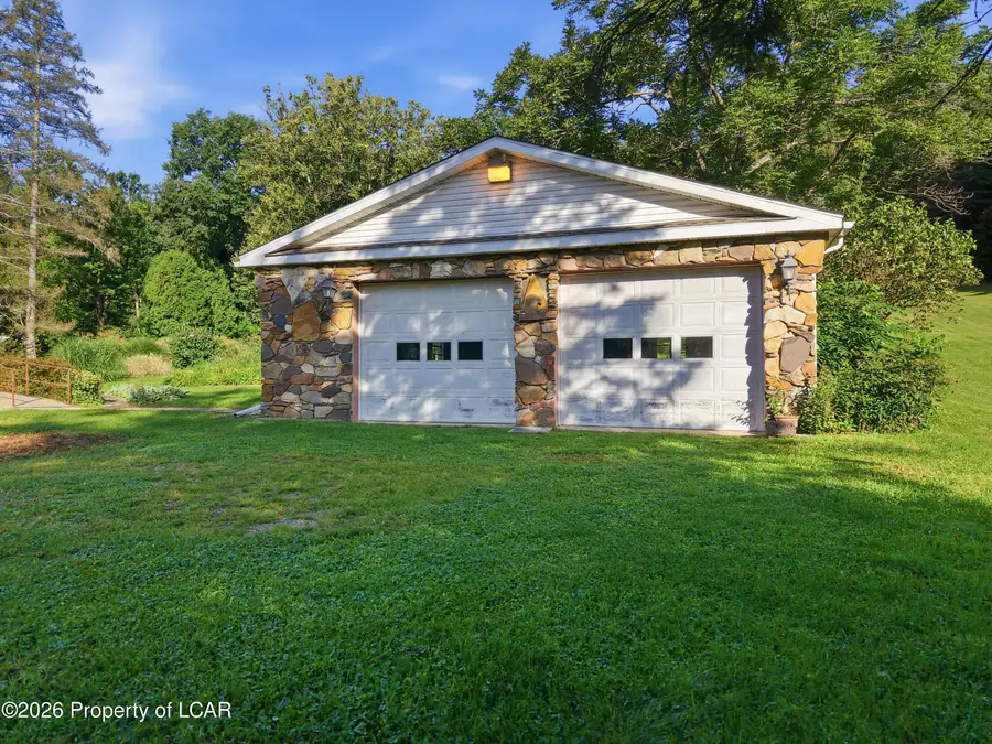 1457 Valley Road, Tamaqua, PA 18252 - #3