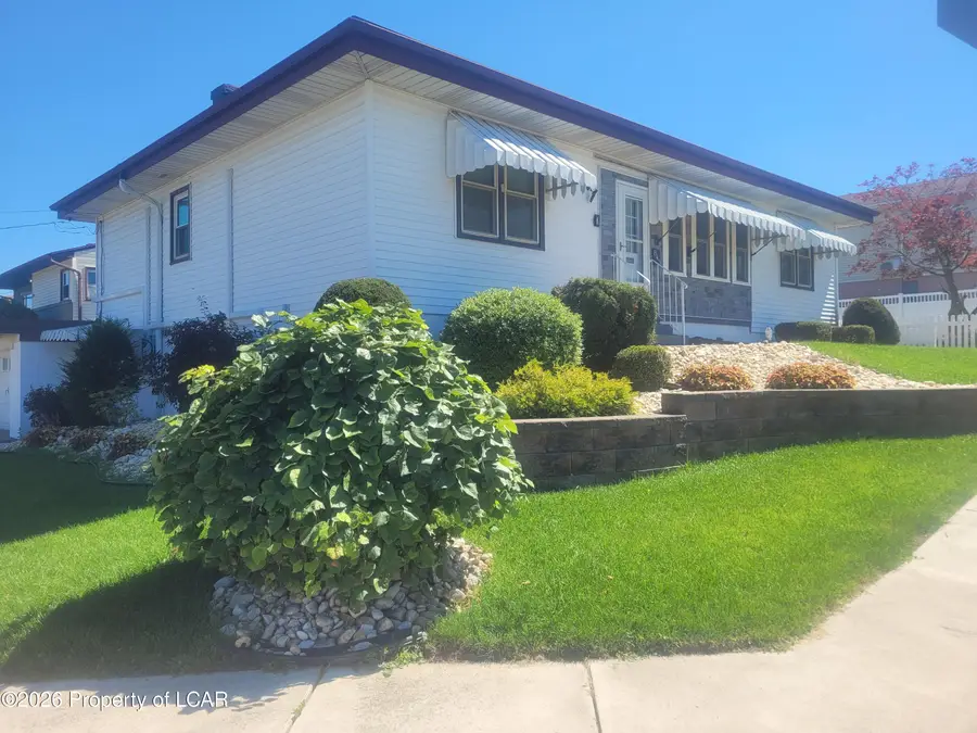 845 Lincoln Street, Hazleton, PA 18201 - #2