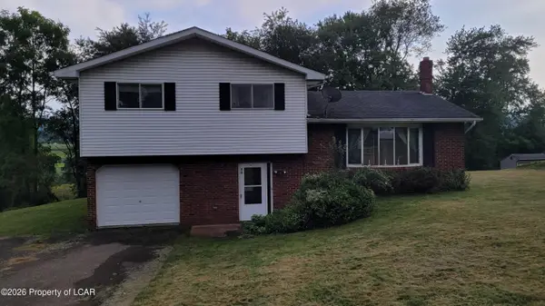 38 Wyndgate Boulevard, Drums, PA 18222
