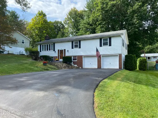 7 Willow Street, Sugarloaf, PA 18249
