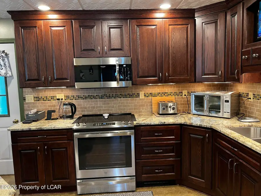 432 Hemlock Street, Freeland, PA 18224 - #2