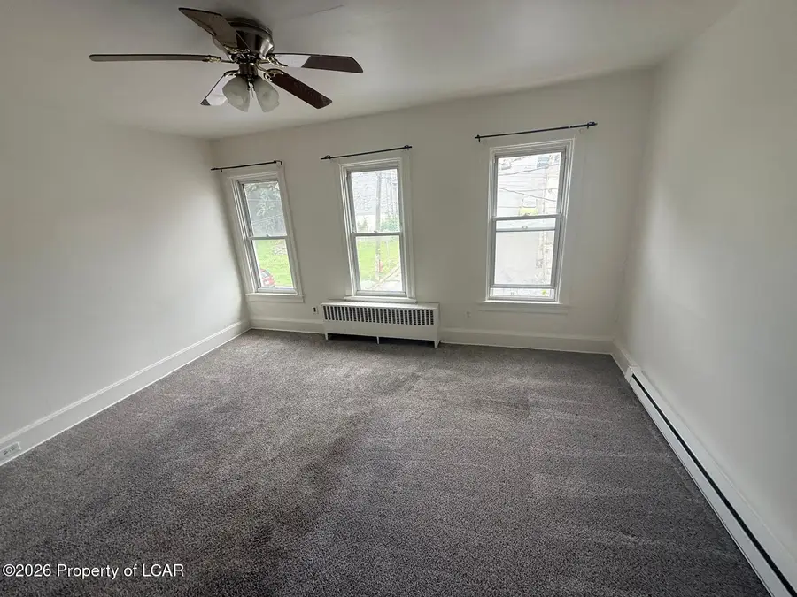 224 Pitt Street, Tamaqua, PA 18252 - #3