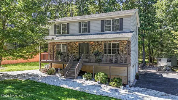 204 Snow Valley Circle, Drums, PA 18222