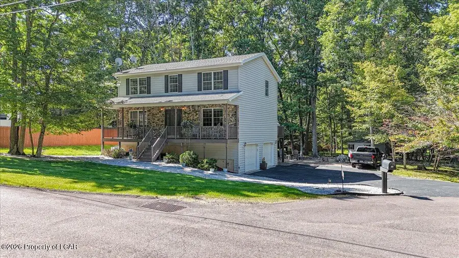 204 Snow Valley Circle, Drums, PA 18222 - #2
