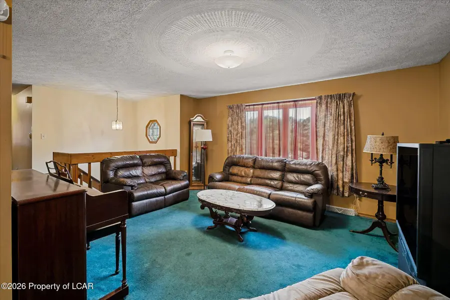 55 Charlwood Drive, Freeland, PA 18224 - #2