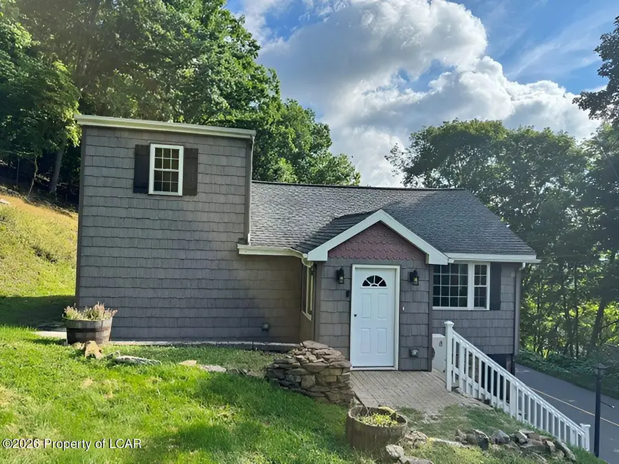 1503 Valley Road, Tamaqua, PA 18252 - #2