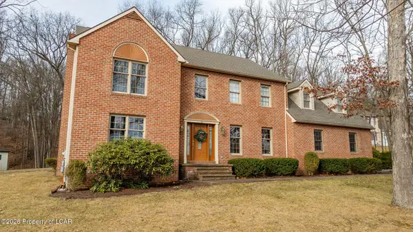 34 Hunt Club Drive, Bloomsburg, PA 17815