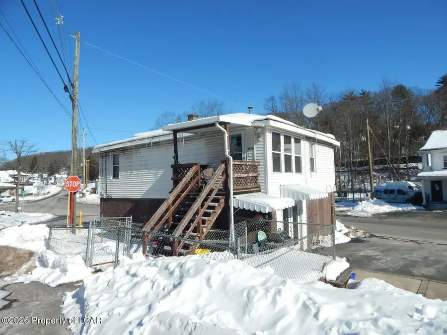 695 Main Street, Dallas, PA 18612 - Image #2