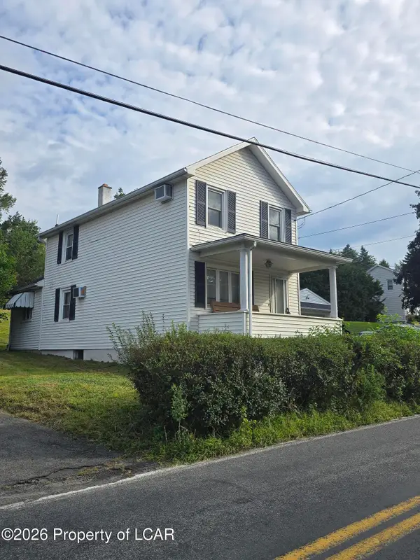 182 Ridgewood Road, Plains, PA 18705