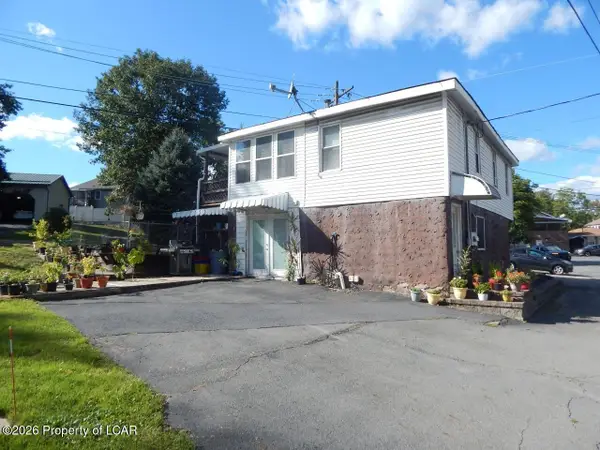 695-701 Main Street, Dallas, PA 18612