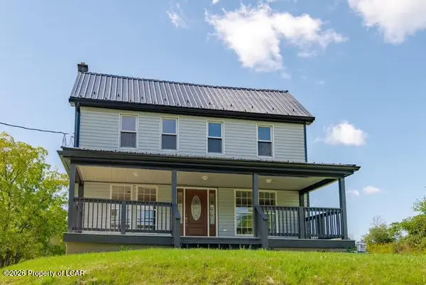 480 Orange Road, Dallas, PA 18612