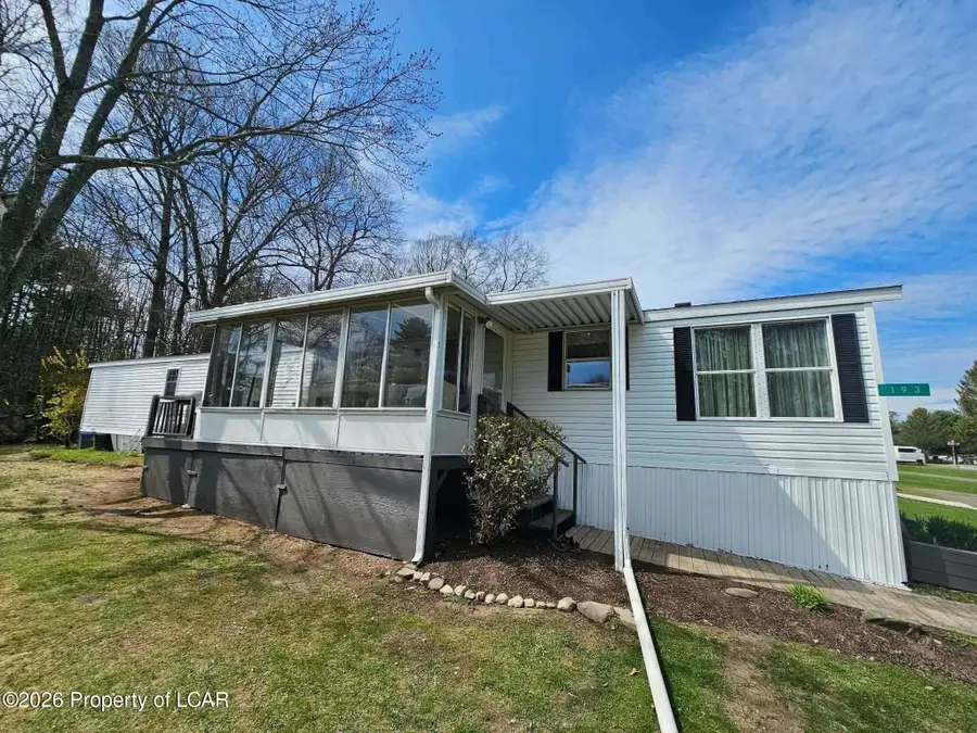 193 Meadow Drive, Dallas, PA 18612 - #2