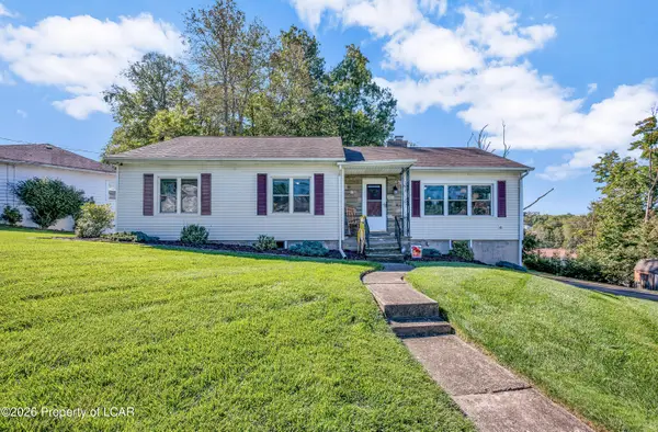 51 Grandview Avenue, Dallas, PA 18612