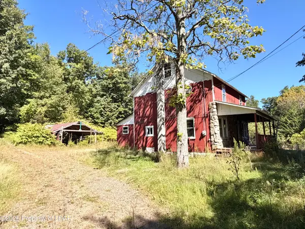 836 Pennsylvania 118, Sweet Valley, PA 18656