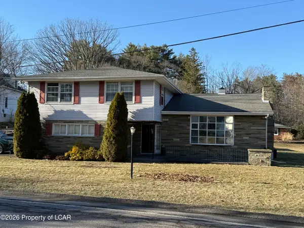 28 Center Street, Shavertown, PA 18708