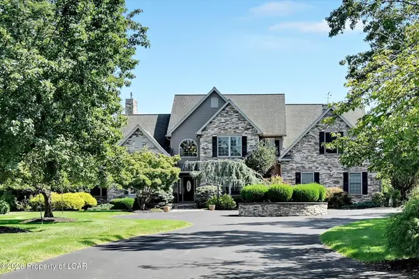 37 Kara Lane, Bloomsburg, PA 17815