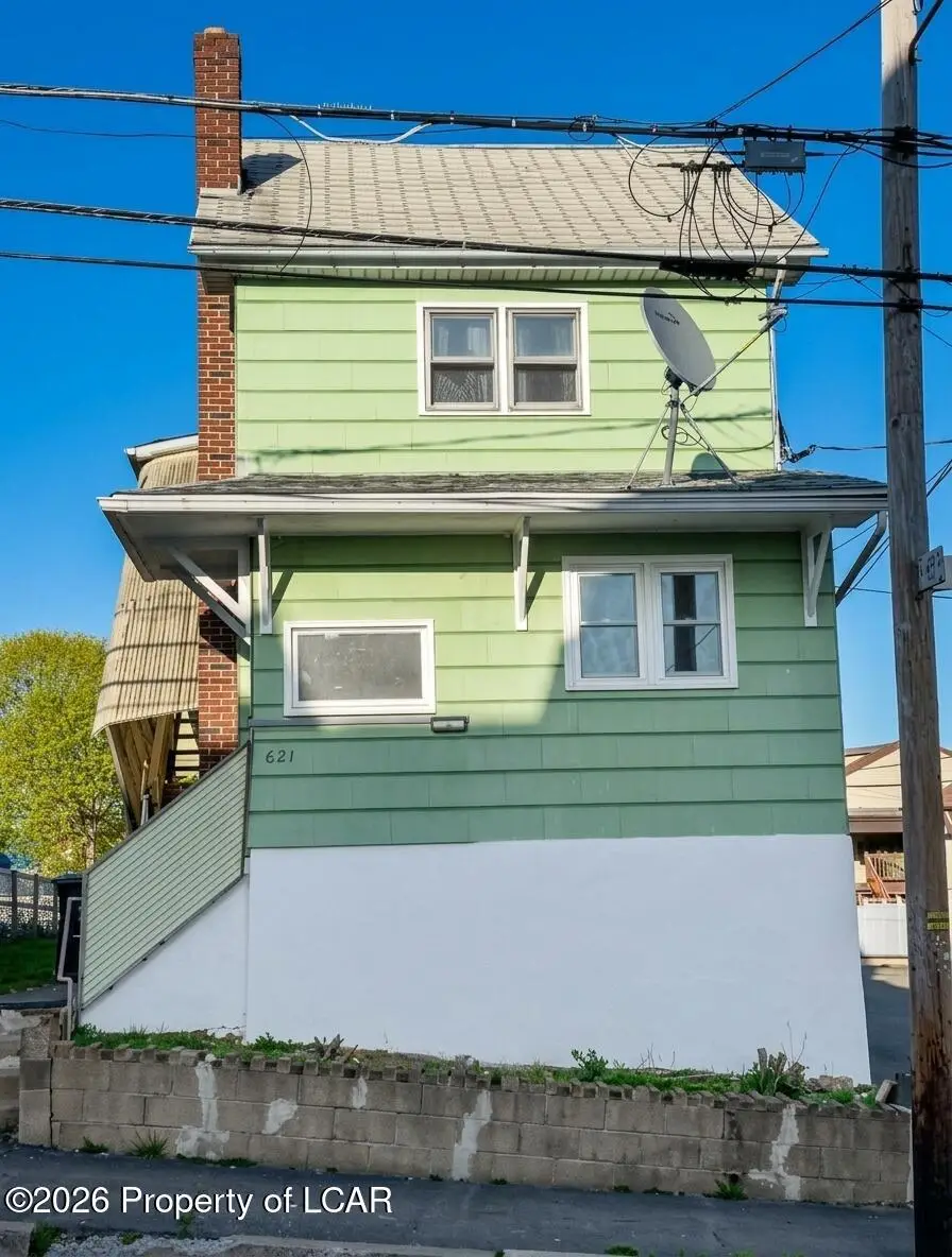 621 Seybert Street, Hazleton, PA 18201 - #2