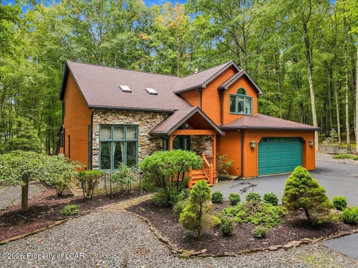 584 Huron Circle, Hazleton, PA 18202 - #1