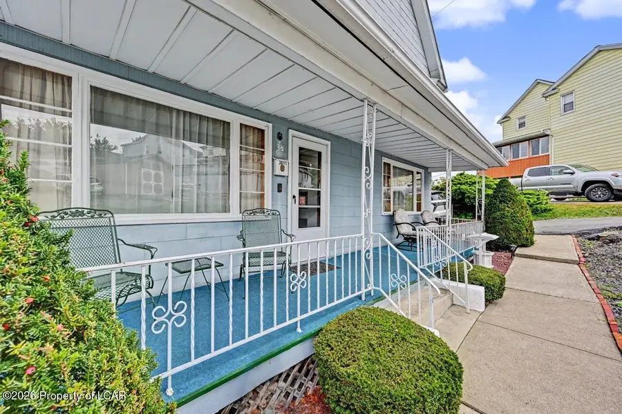 3011 Market Street, Jenkins, PA 18640 - #2