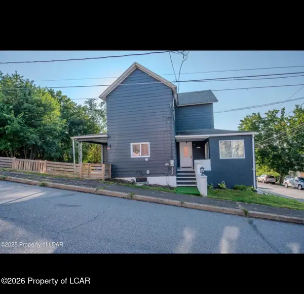 301 Mclean Street, Dupont, PA 18641