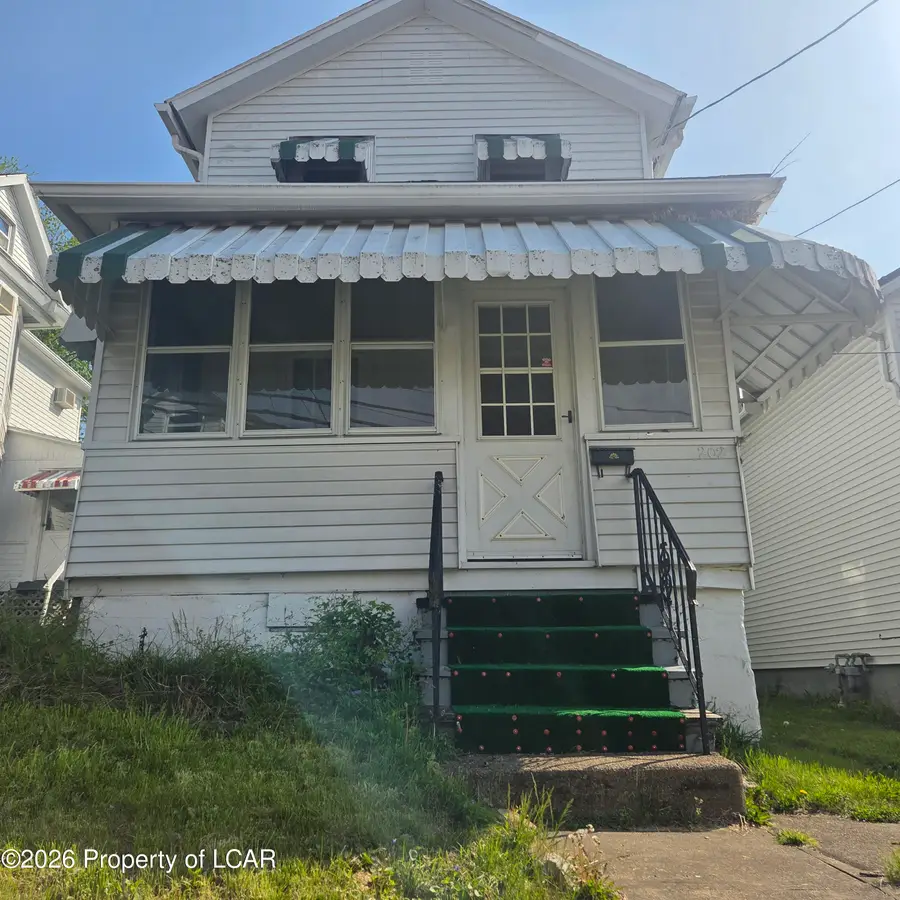 202 Vanloon Street, Plymouth, PA 18651 - #2