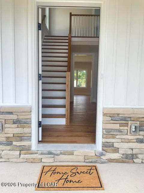 92 Park Street, Dallas, PA 18612 - #3