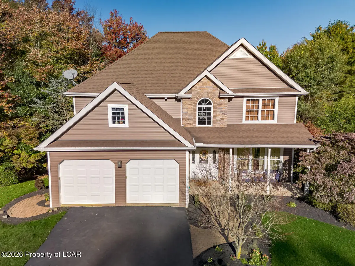 354 Canter Drive, Dallas, PA 18612 - #1