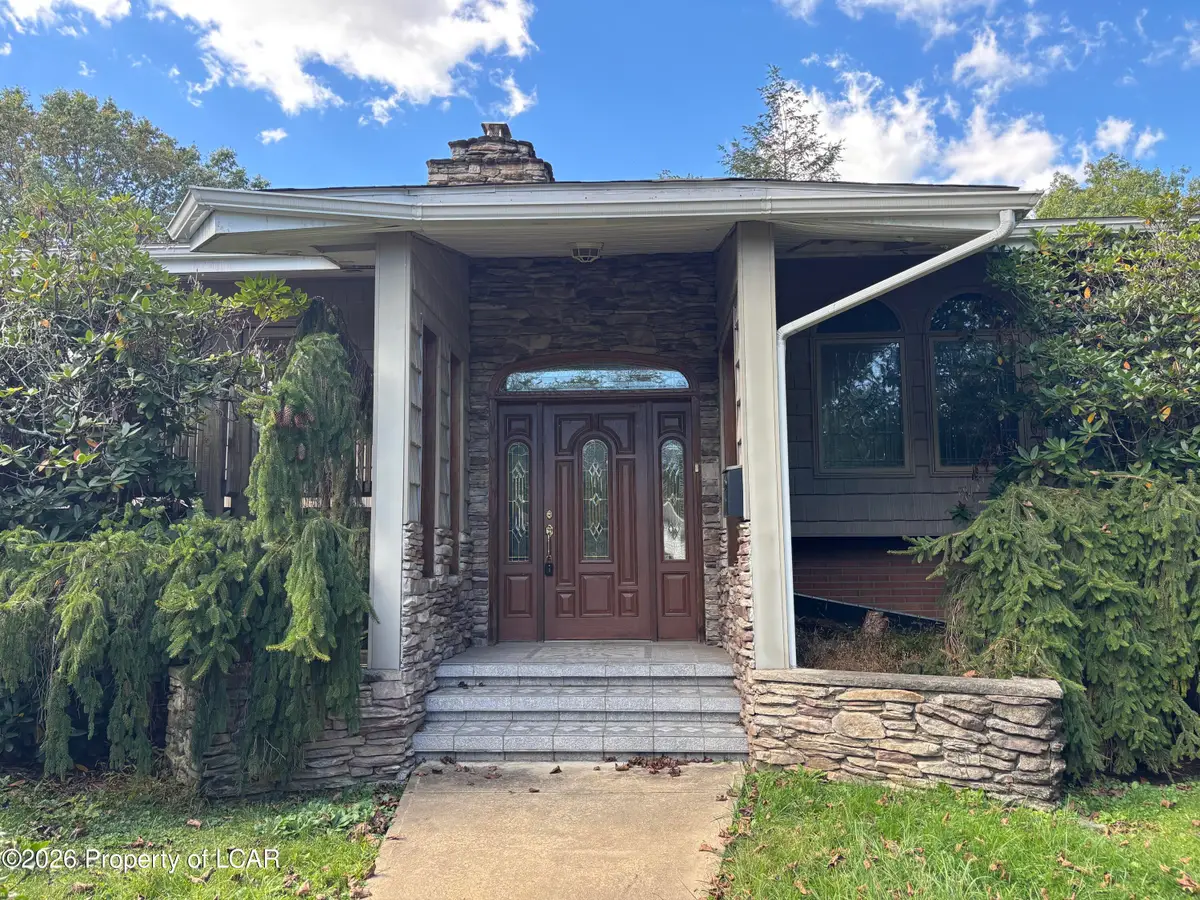 806 Nandy Drive, Kingston, PA 18704 - #1