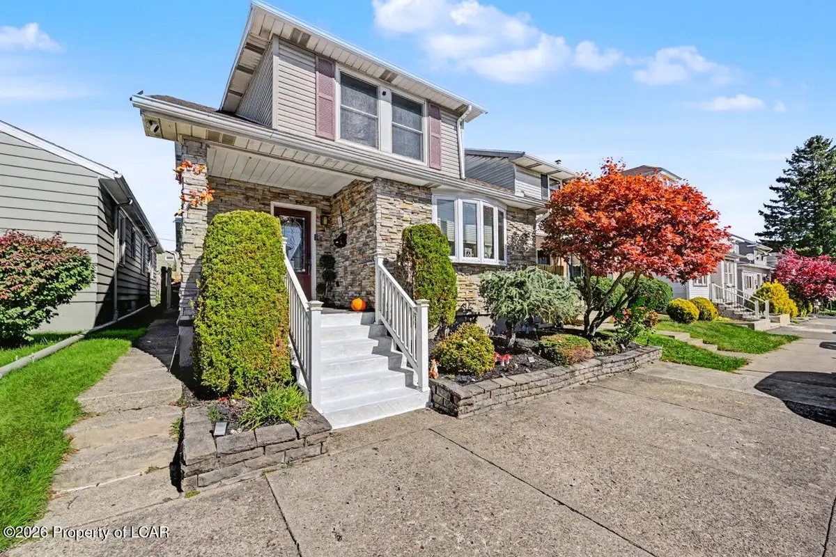 405 Carleton Avenue, Hazleton, PA 18201 - #1