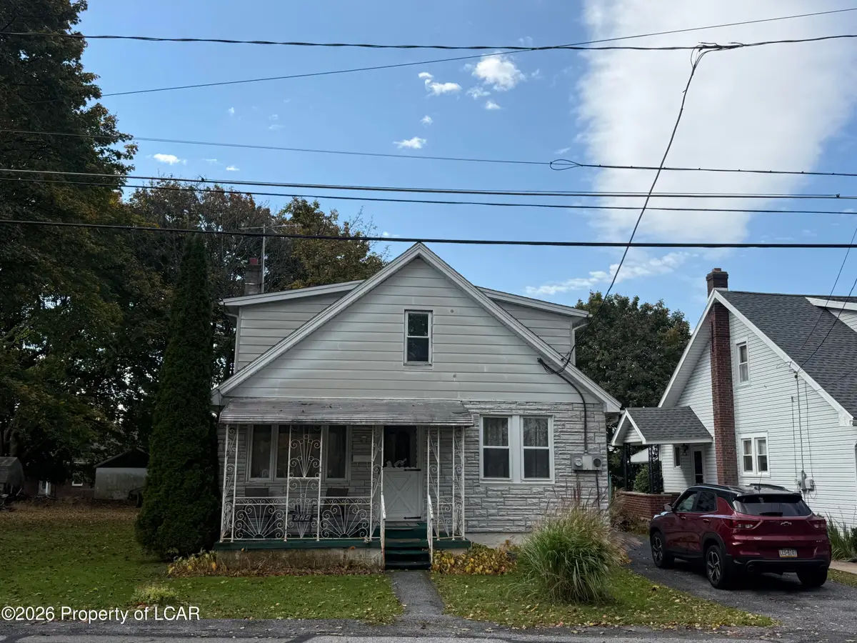 624 Landmesser Ave, West Hazleton, PA 18202 - #1