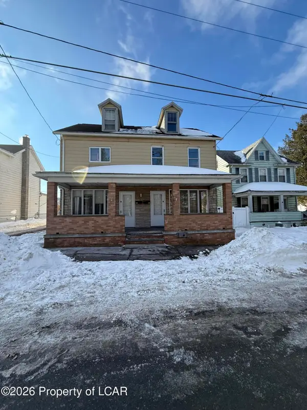 1204 Walnut Street, Freeland, PA 18224