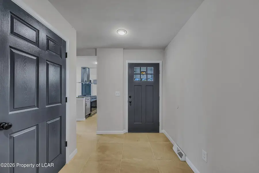 10 Division Street, Mountain Top, PA 18707 - #3