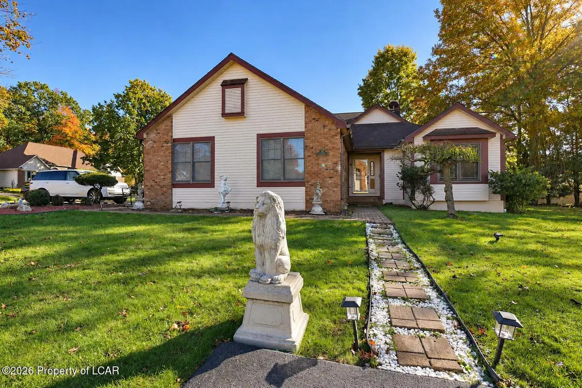 11 Valley Lane, Mountain Top, PA 18707 - #1