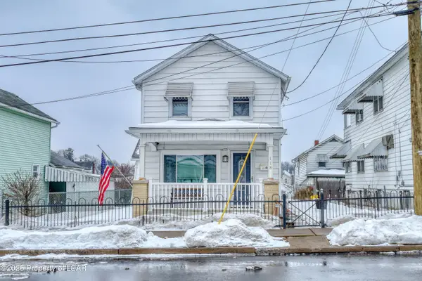 118 Oak Street, Nanticoke, PA 18634